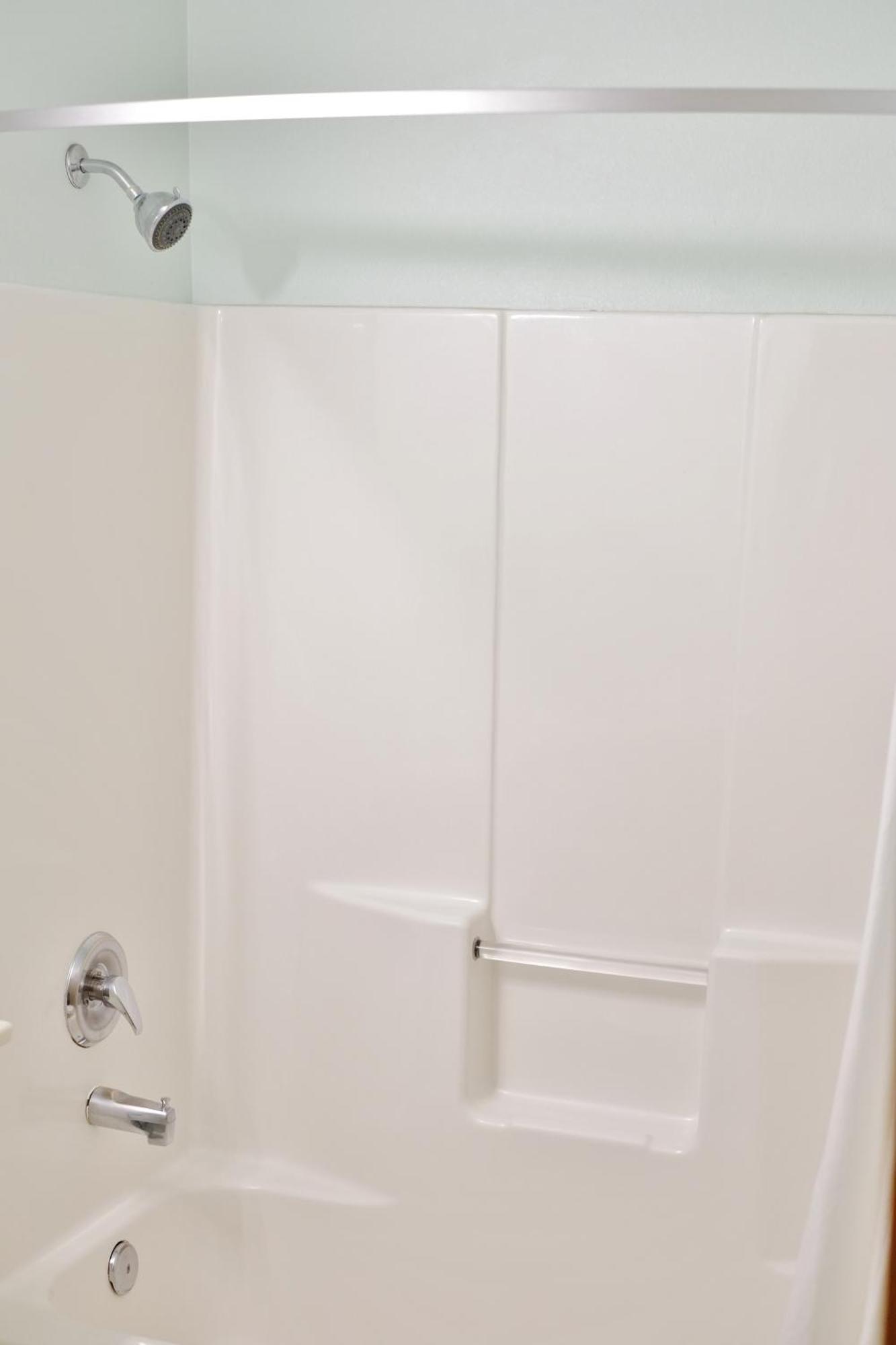 פייף Travelodge By Wyndham Port Of Tacoma Wa מראה חיצוני תמונה